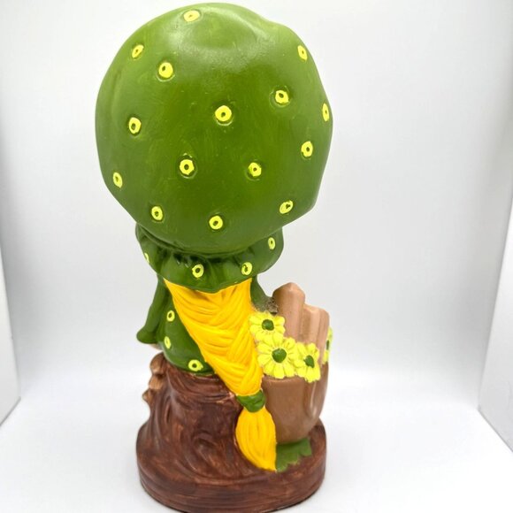 Vtg 1970s Ceramic Girl Bonnet Figurine Hand Painted Polka Dot Dress Flower Bag - Picture 8 of 9